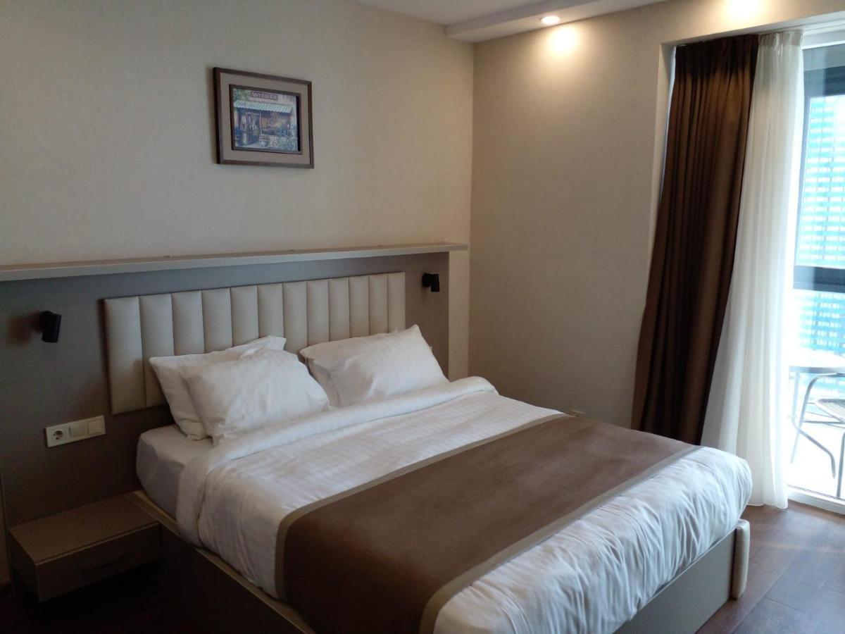 Aphrodite Apartments บาทูมิ ภายนอก รูปภาพ