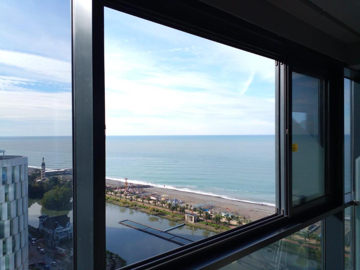Aphrodite Apartments บาทูมิ ภายนอก รูปภาพ