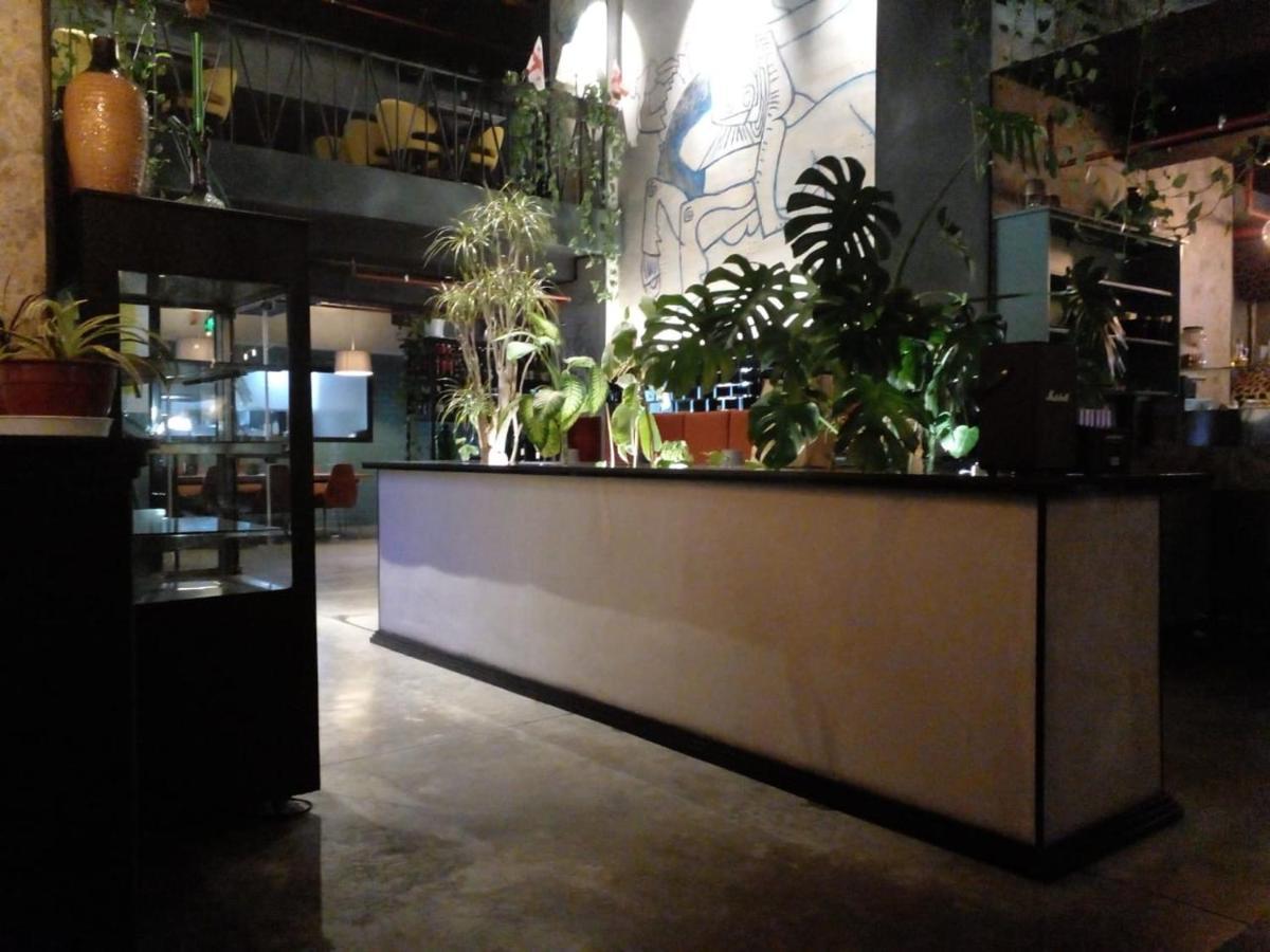Aphrodite Apartments บาทูมิ ภายนอก รูปภาพ