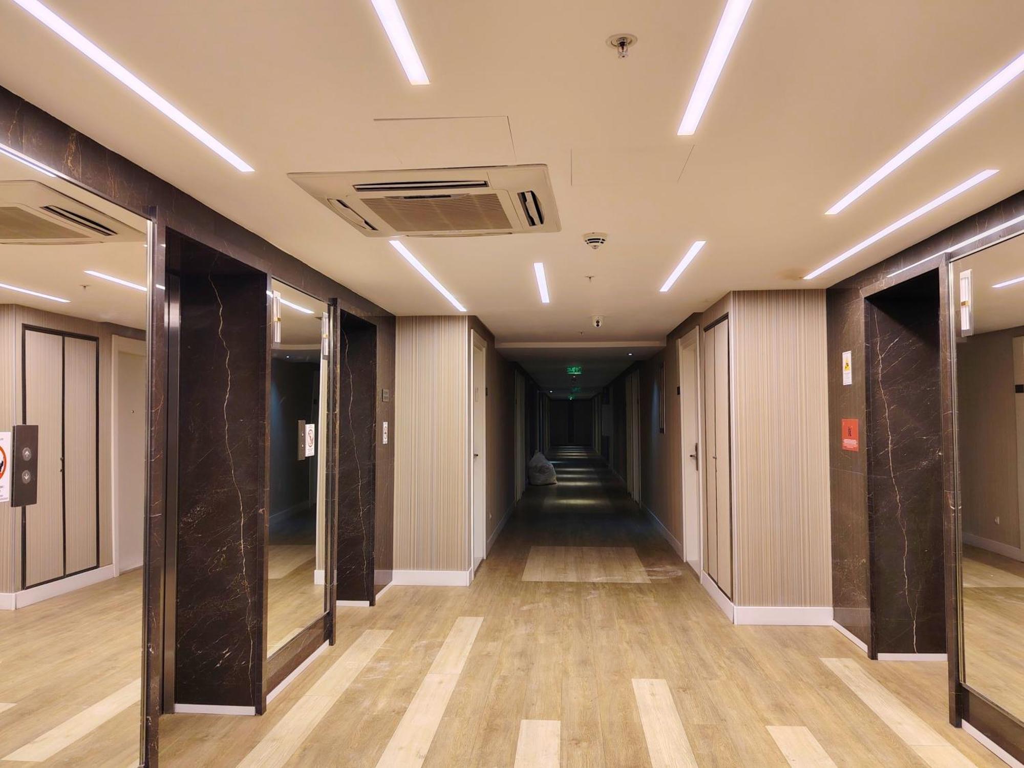 Aphrodite Apartments บาทูมิ ภายนอก รูปภาพ